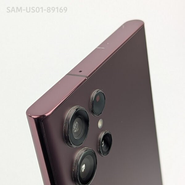 Samsung Galaxy S22 Ultra 128GB Burgundy - Usado 9.5/10