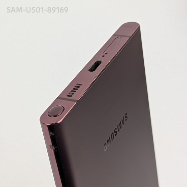 Samsung Galaxy S22 Ultra 128GB Burgundy - Usado 9.5/10